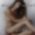 Naked girls Paris